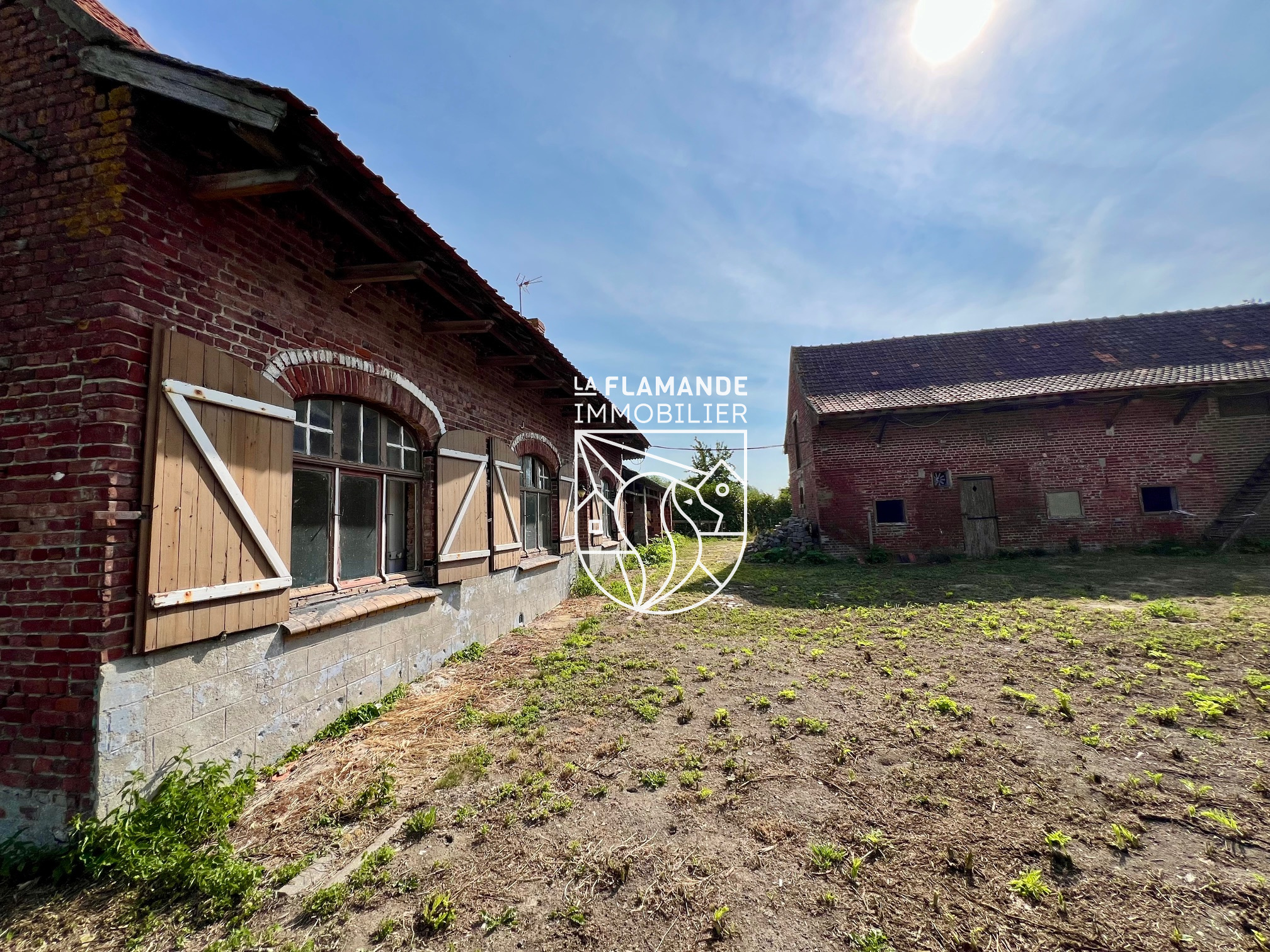 Illustration 13 Ancienne ferme/terrain pour projet de rénovation